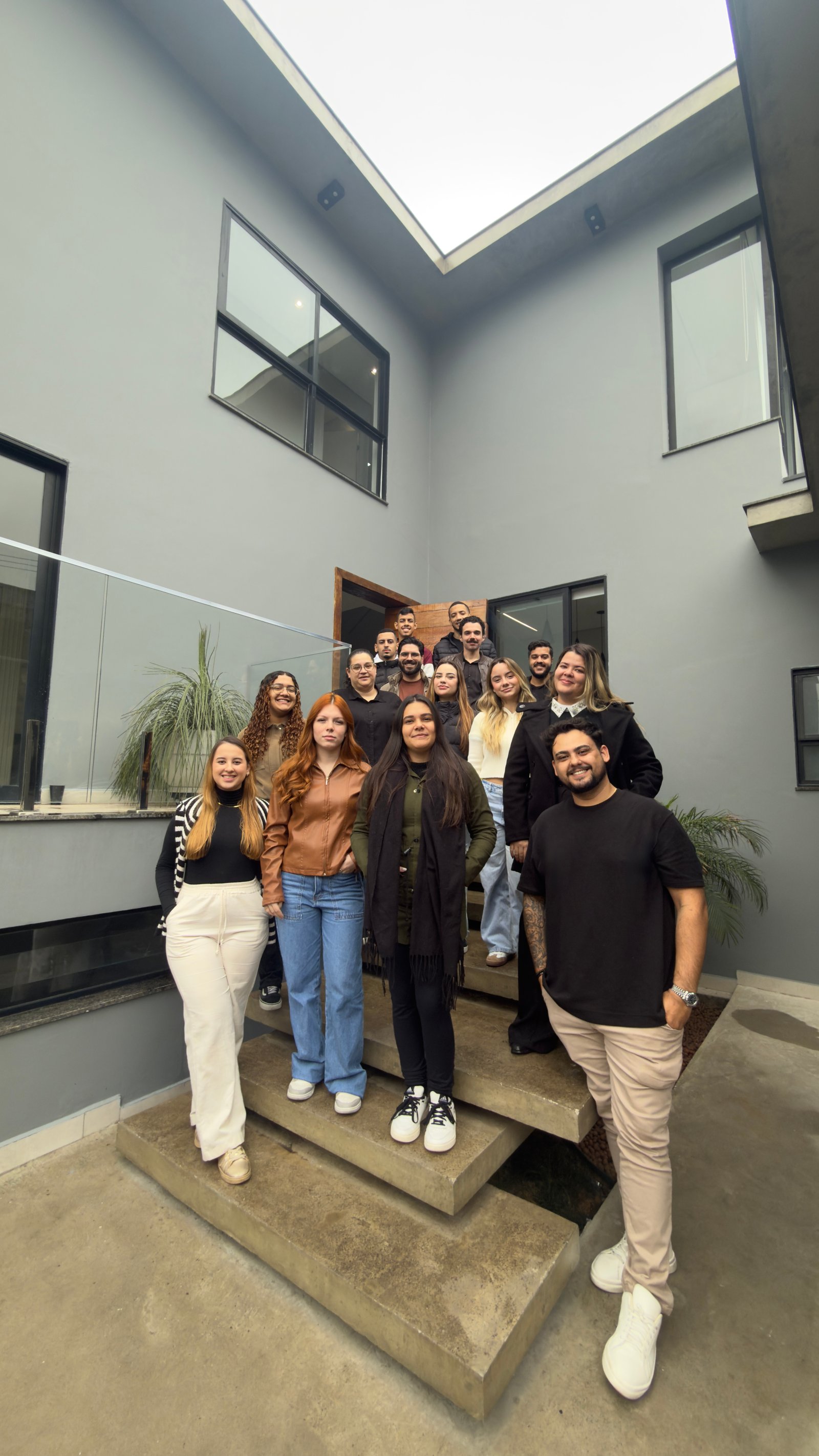 Time da Agência de Marketing Digital Brev Partner