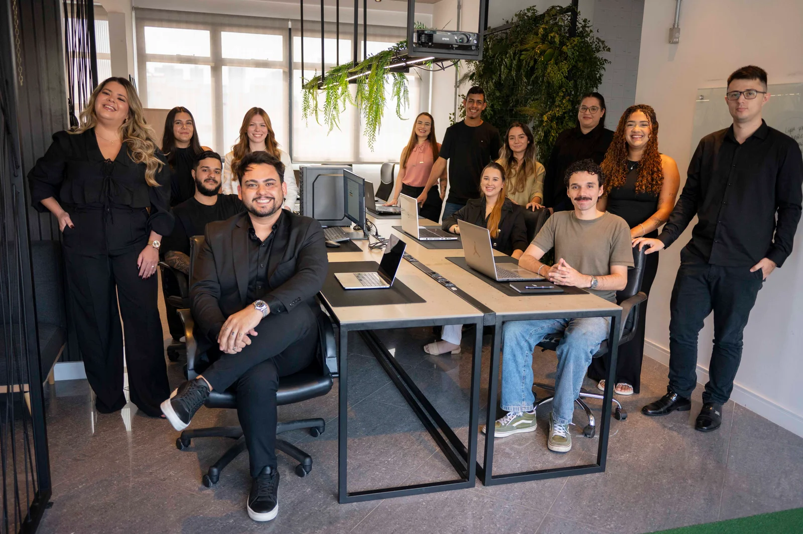 Time da Agência de Marketing Digital Brev Partner